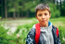 كيفية التعامل مع الطفل العنيد